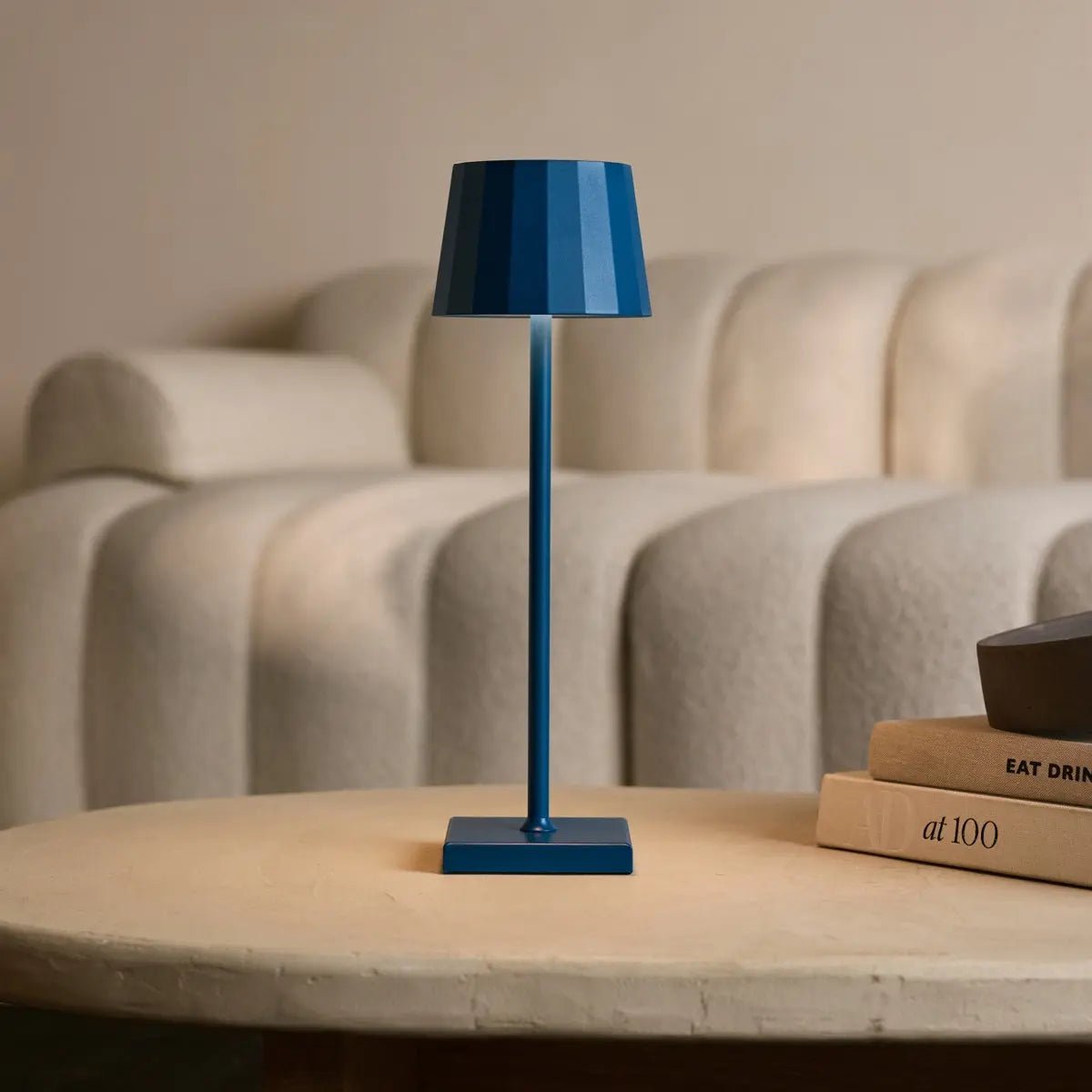 William Delftware Blue Rechargeable Iron Table Lamp – Dimmable, USB-C Charging, 120-Hour