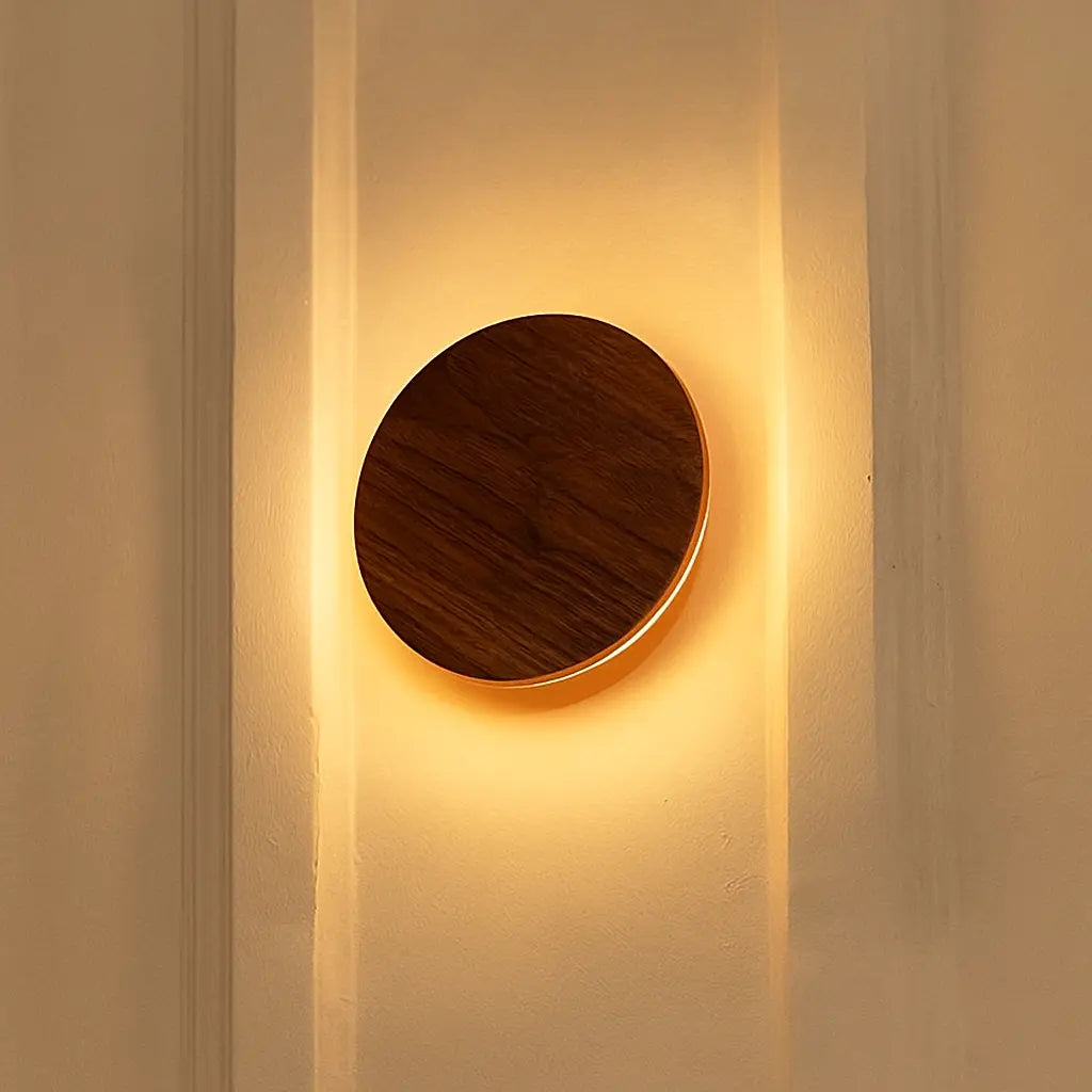 Lou Walnut Cordless Wall Light – Rechargeable & Dimmable with Touch Control