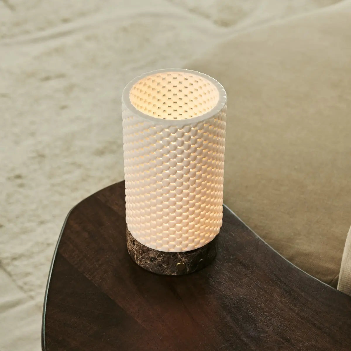 Luna Marble Rechargeable Table Lamp in 3D-Printed Porcelain – Cordless, Dimmable & Up to 100 Hours of Light
