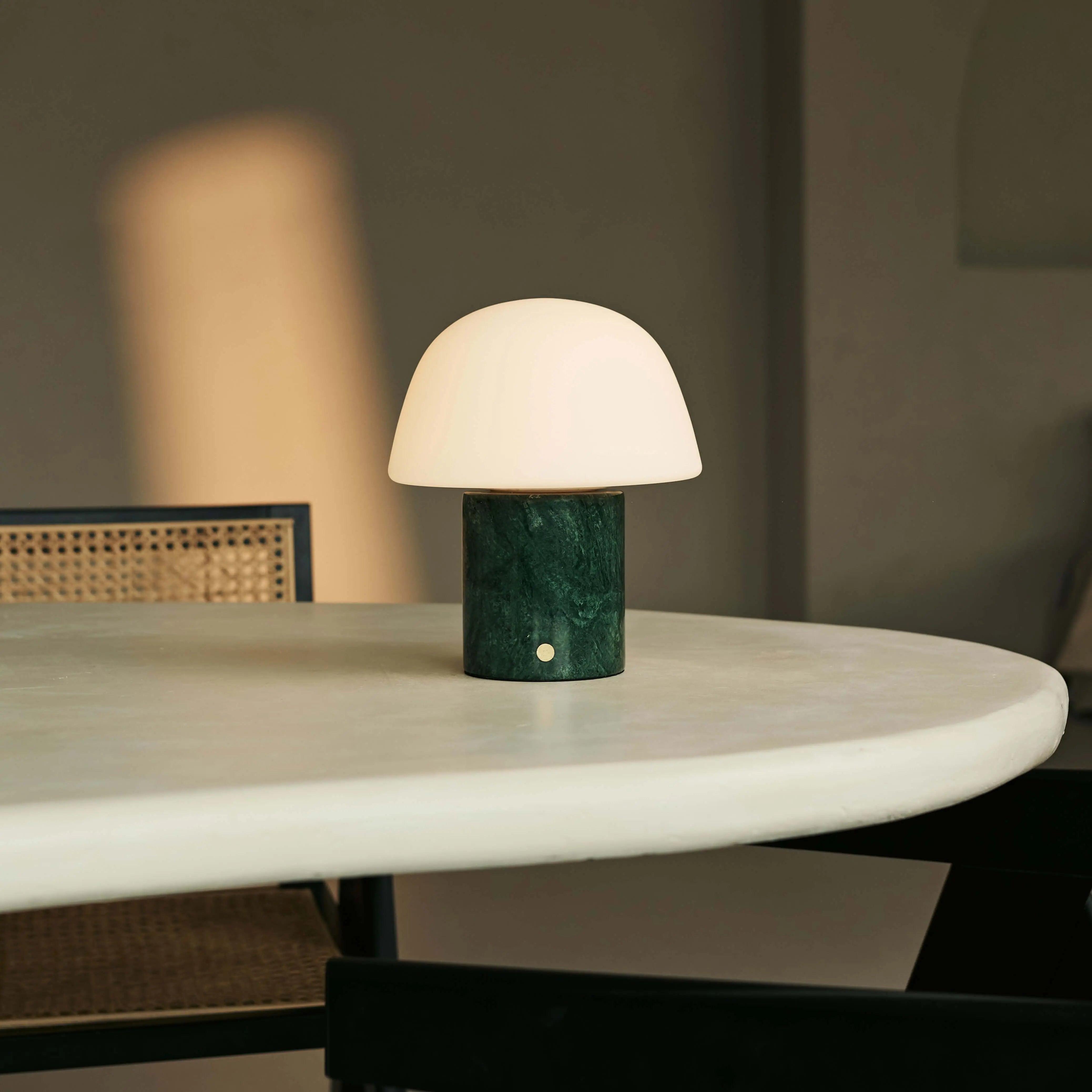 Maes Green / Verde Alpi – Elegant Marble Rechargeable Table Lamp, Up to 100 Hours of Illumination, Stylish and Functional