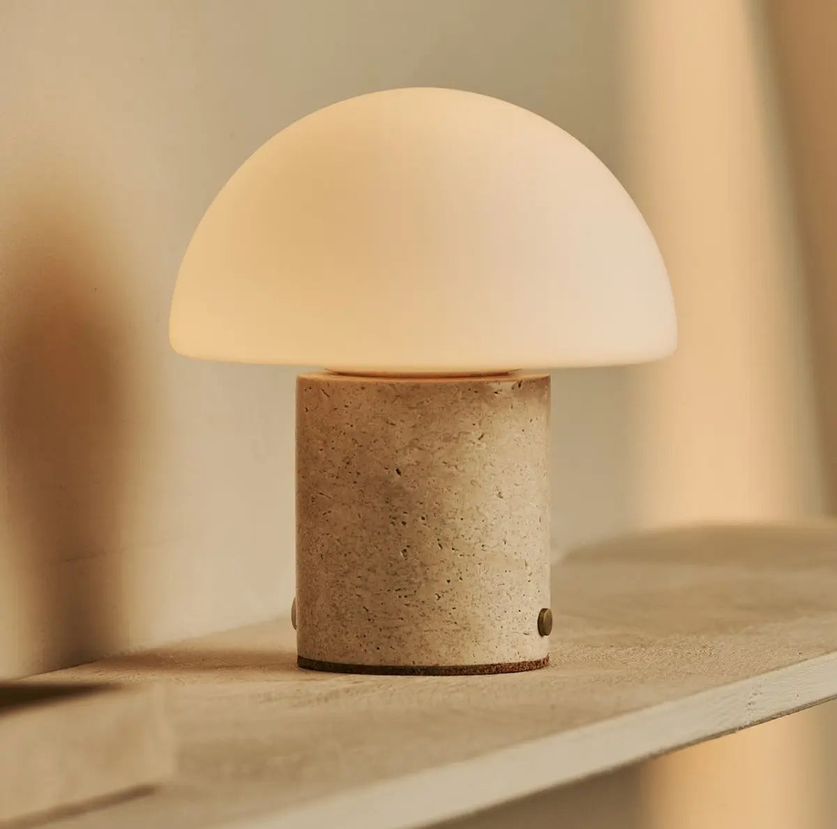 Maris Beige / Travertino Classico – Classic Travertine Rechargeable Table Lamp with 3 Light Colors & Dimming Function