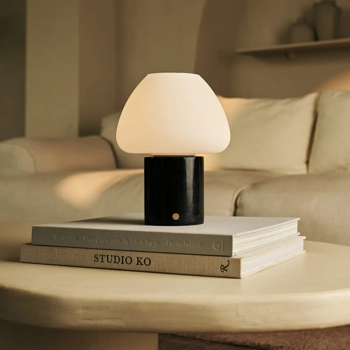 Ostade Black / Nero Marquina – Unique Marble Rechargeable Table Lamp with 3 Light Colors & Dimming Function
